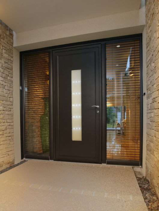 Porte en alu à Saint-Herblain (44) - Menuiserie du Héron - Maître Artisan Spécialiste Rénovation